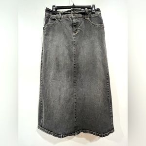 Gloria Vanderbilt 12 skirt